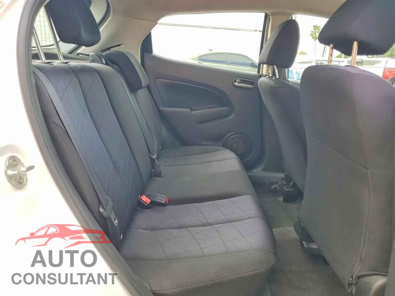 MAZDA 2 2012 - JM1DE1KY3C0137451