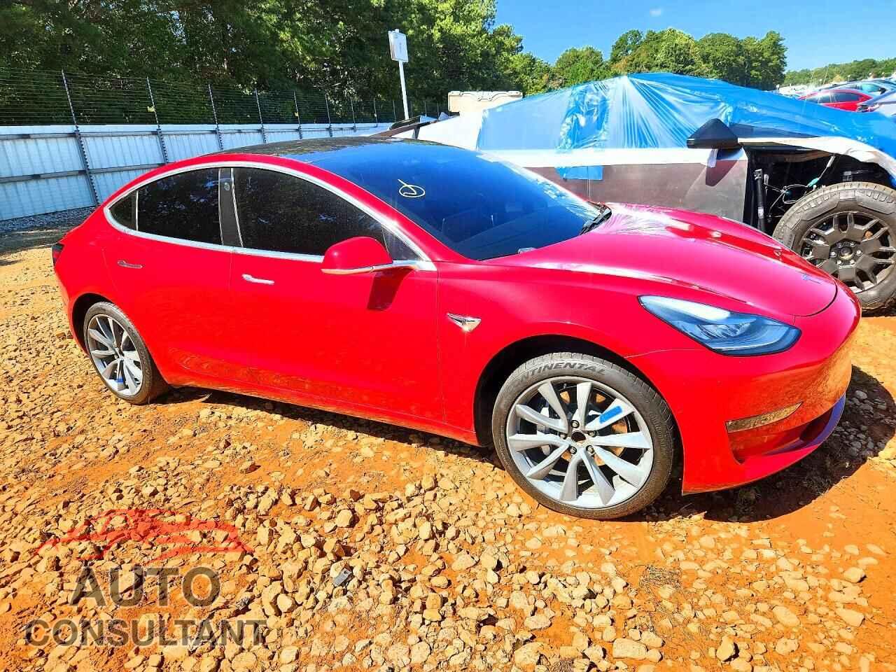 TESLA MODEL 3 2018 - 5YJ3E1EA3JF015438