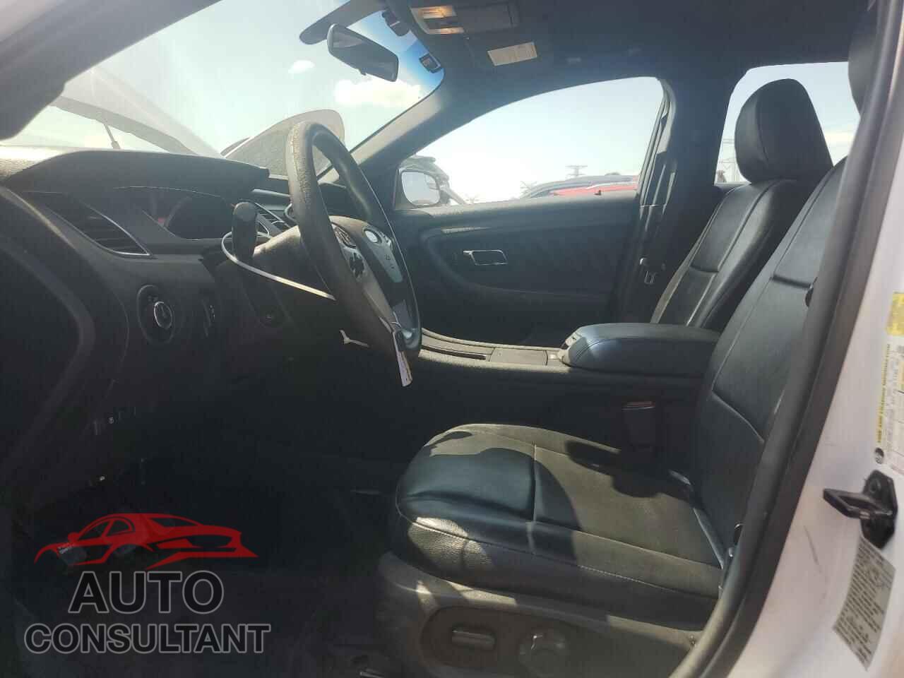 FORD TAURUS 2017 - 1FAHP2L84HG100364