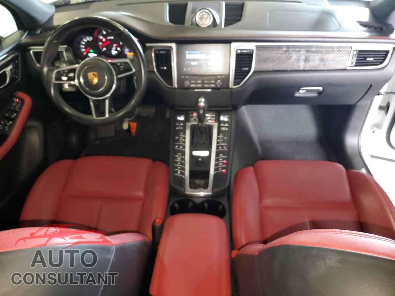 PORSCHE MACAN 2018 - WP1AG2A51JLB65415