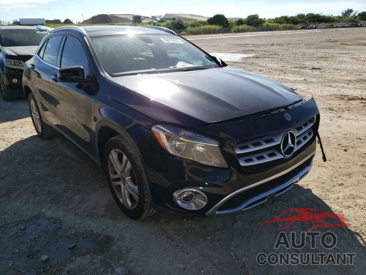 MERCEDES-BENZ GLA-CLASS 2018 - WDCTG4EB3JJ438978