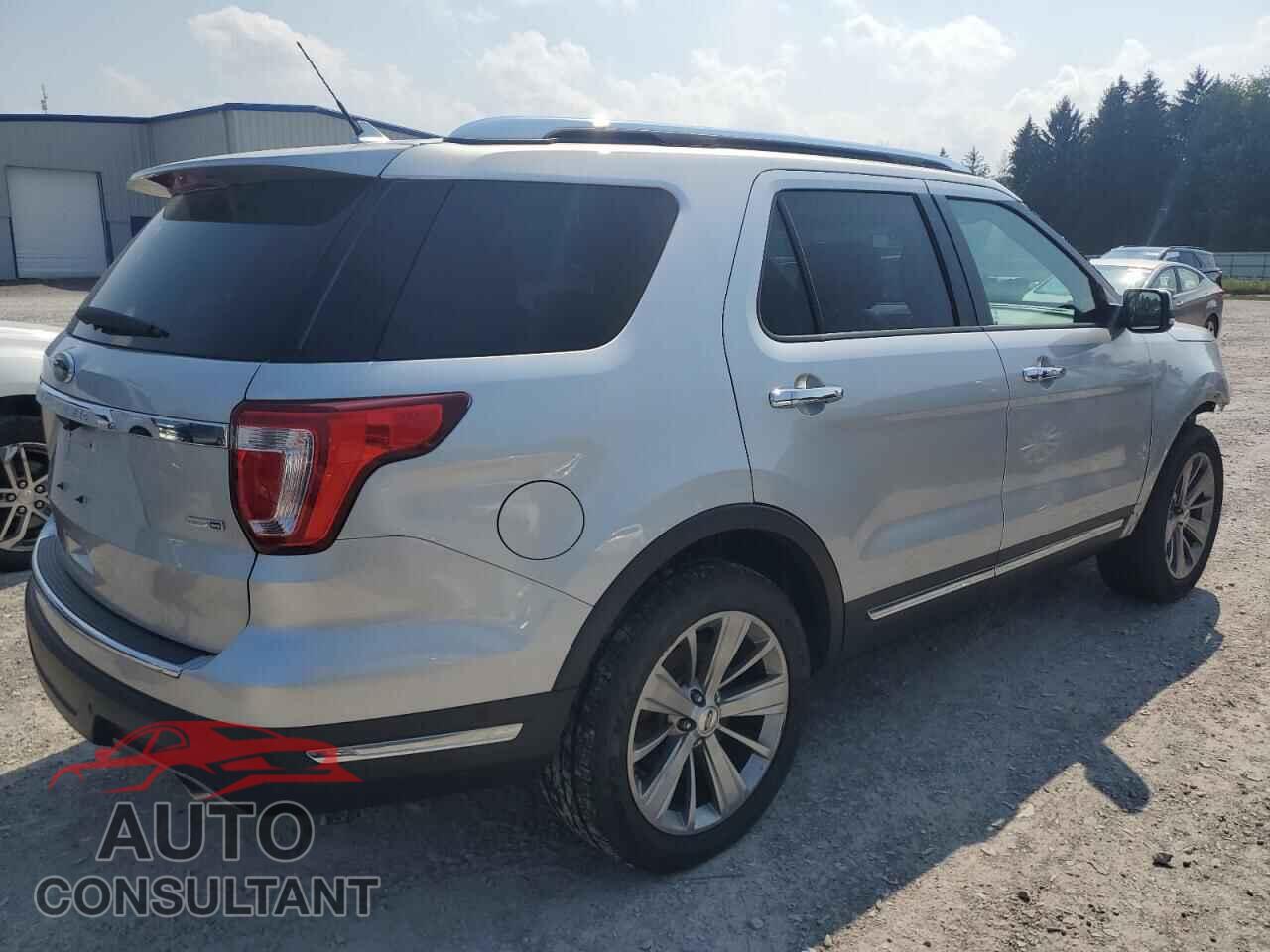 FORD EXPLORER 2018 - 1FM5K8FHXJGB49015