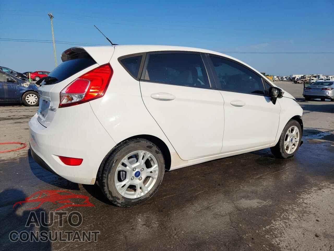 FORD FIESTA 2015 - 3FADP4EJ2FM111490