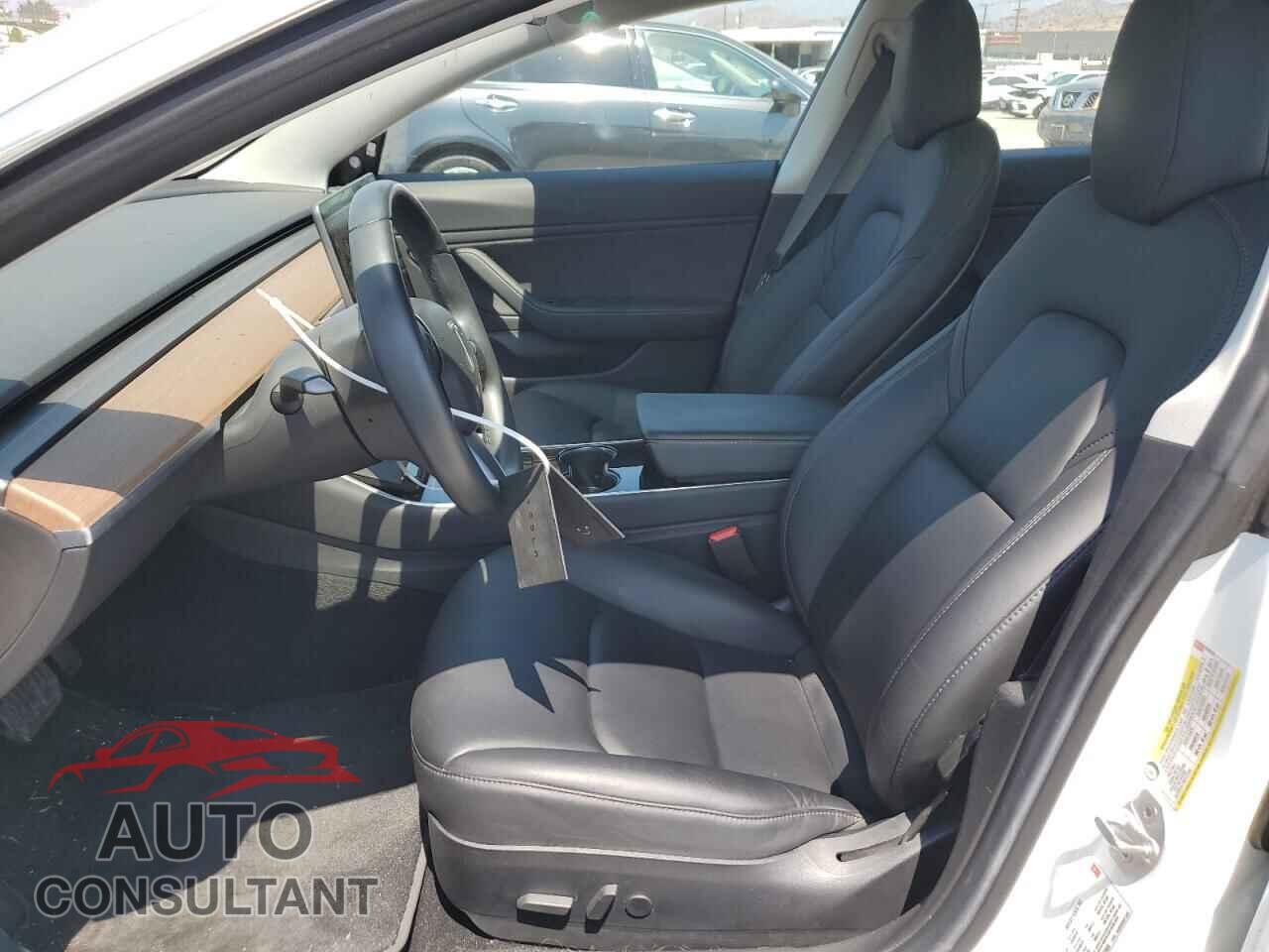 TESLA MODEL 3 2018 - 5YJ3E1EAXJF053555
