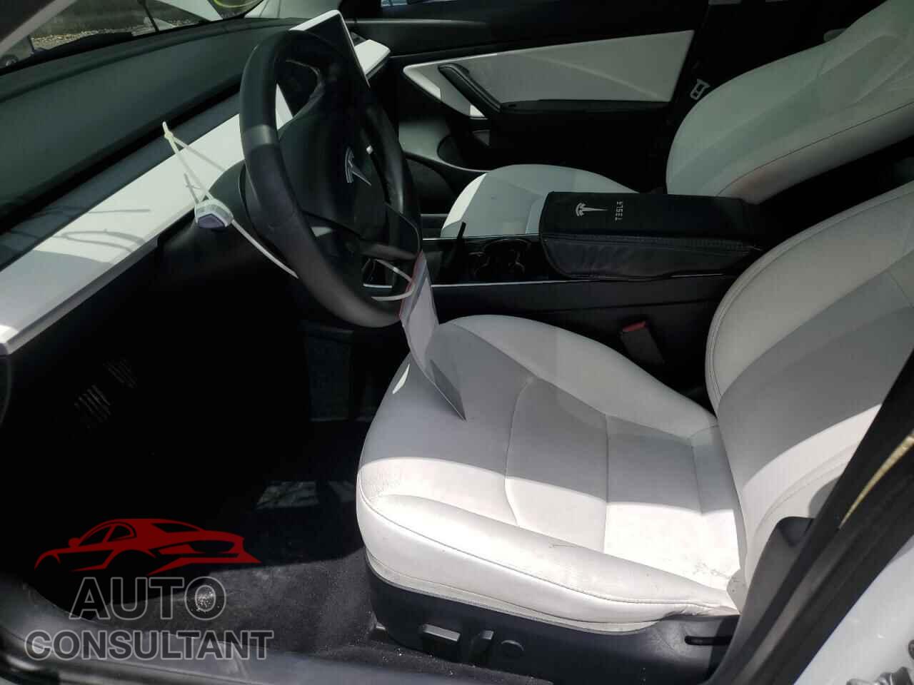 TESLA MODEL 3 2020 - 5YJ3E1EA3LF703684