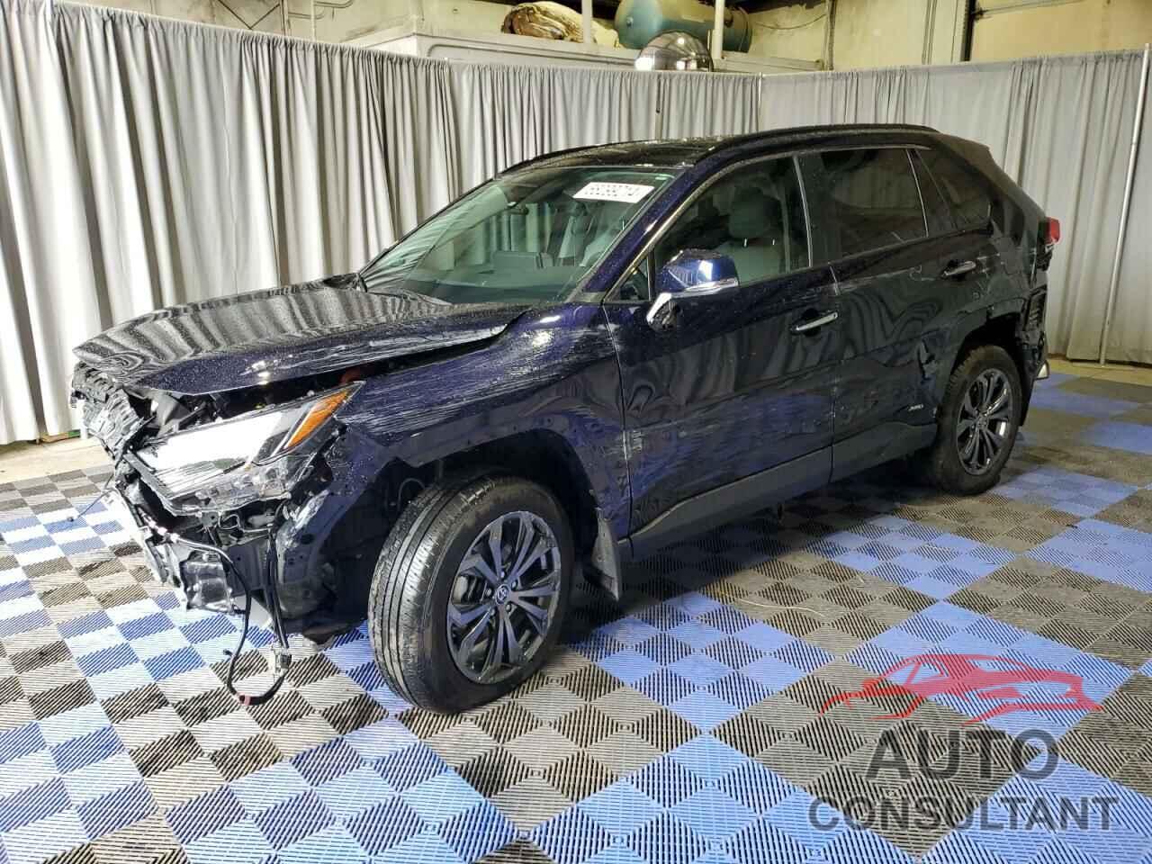 TOYOTA RAV4 2024 - JTMD6RFV8RD136048