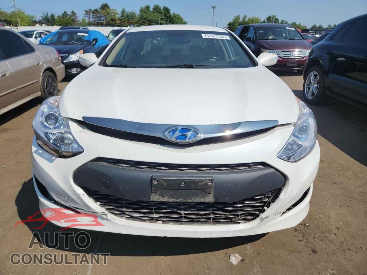 HYUNDAI SONATA 2012 - KMHEC4A47CA054895