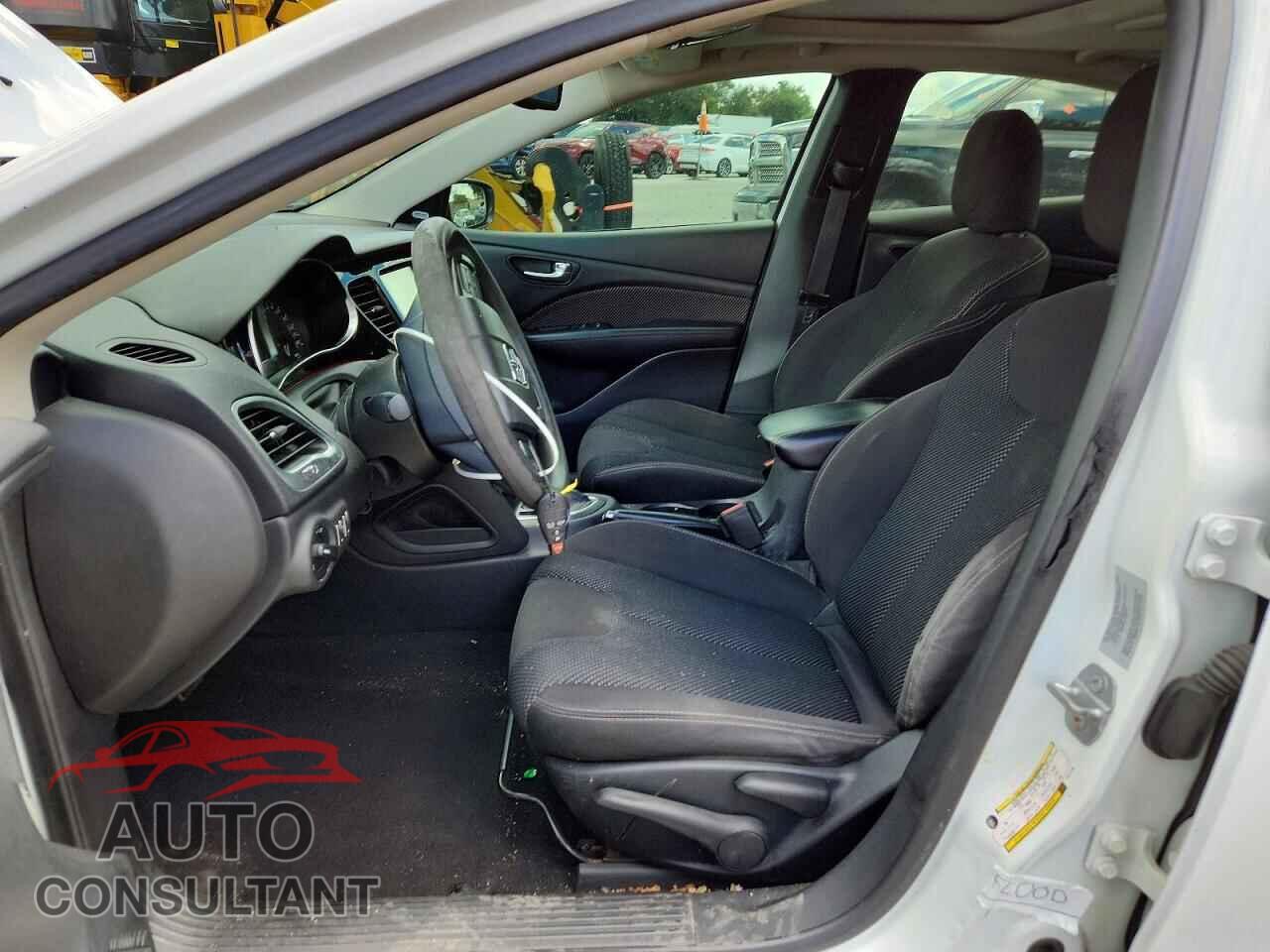 DODGE DART 2015 - 1C3CDFBB0FD141708