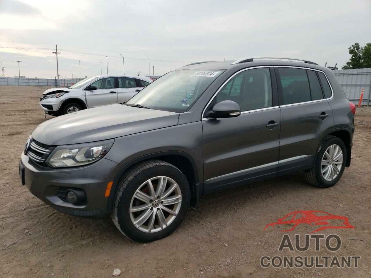 VOLKSWAGEN TIGUAN 2016 - WVGBV7AX6GW560932