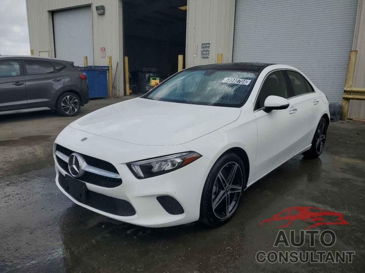 MERCEDES-BENZ A-CLASS 2022 - W1K3G4EB3NJ364172