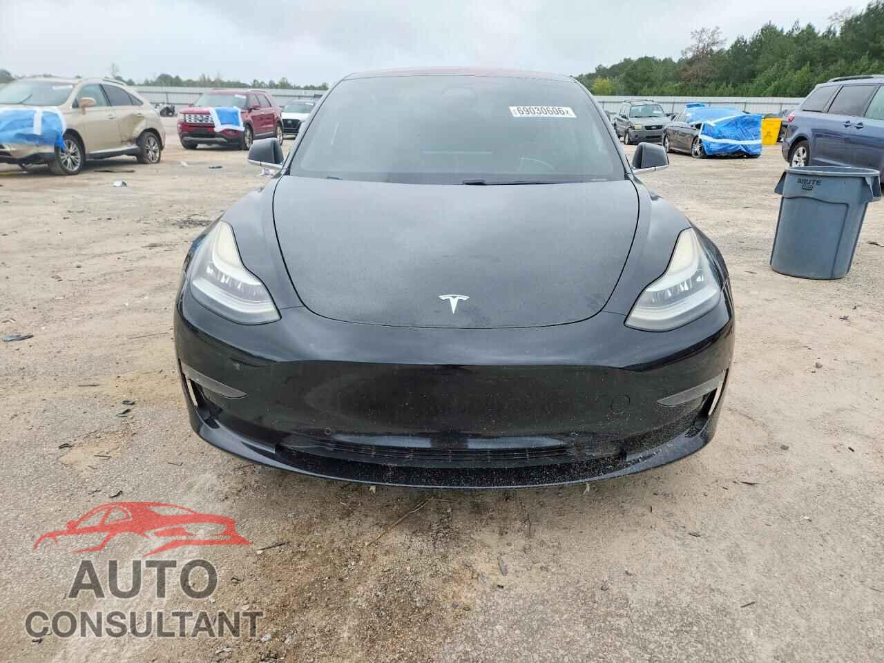 TESLA MODEL 3 2019 - 5YJ3E1EA4KF198673