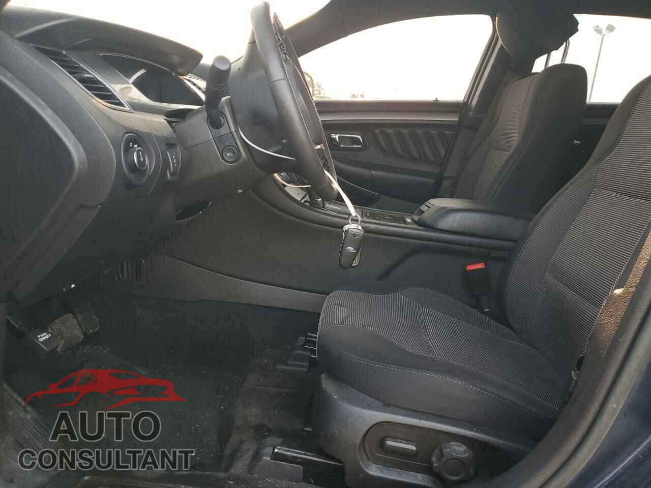 FORD TAURUS 2017 - 1FAHP2E89HG113365