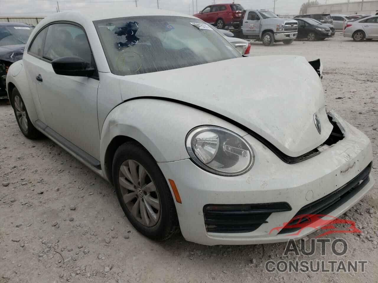 VOLKSWAGEN BEETLE 2018 - 3VWFD7ATXJM708722