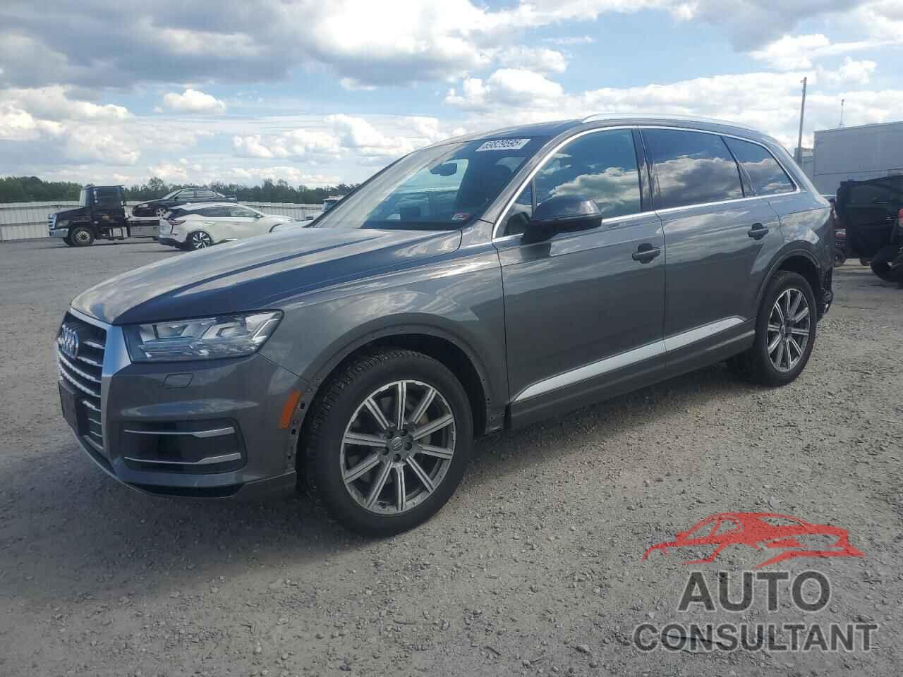 AUDI Q7 2018 - WA1LAAF77JD052301