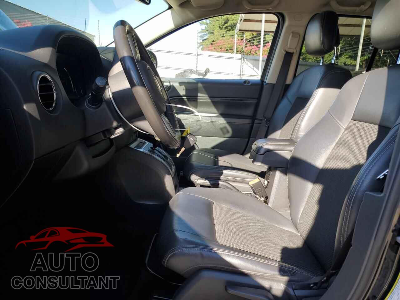 JEEP COMPASS 2014 - 1C4NJCEB3ED628231