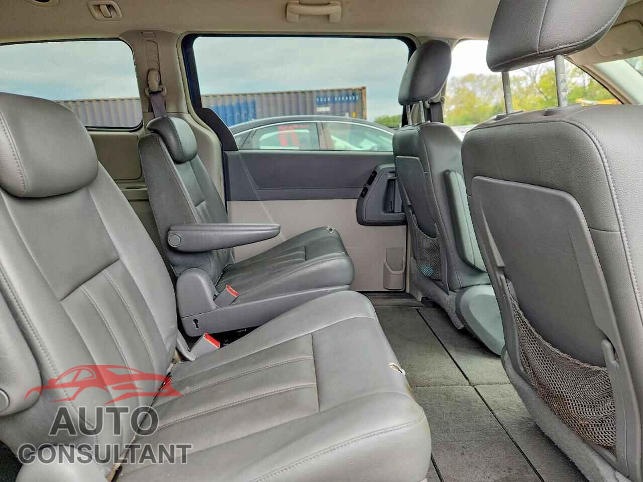 DODGE CARAVAN 2010 - 2D4RN5DX3AR123623