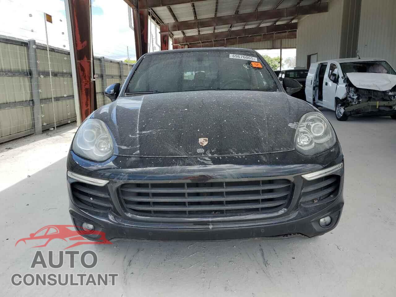 PORSCHE CAYENNE 2016 - WP1AA2A24GKA09116