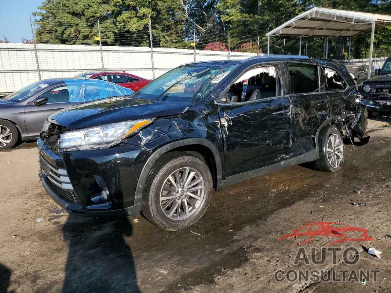 TOYOTA HIGHLANDER 2019 - 5TDJZRFH6KS576378