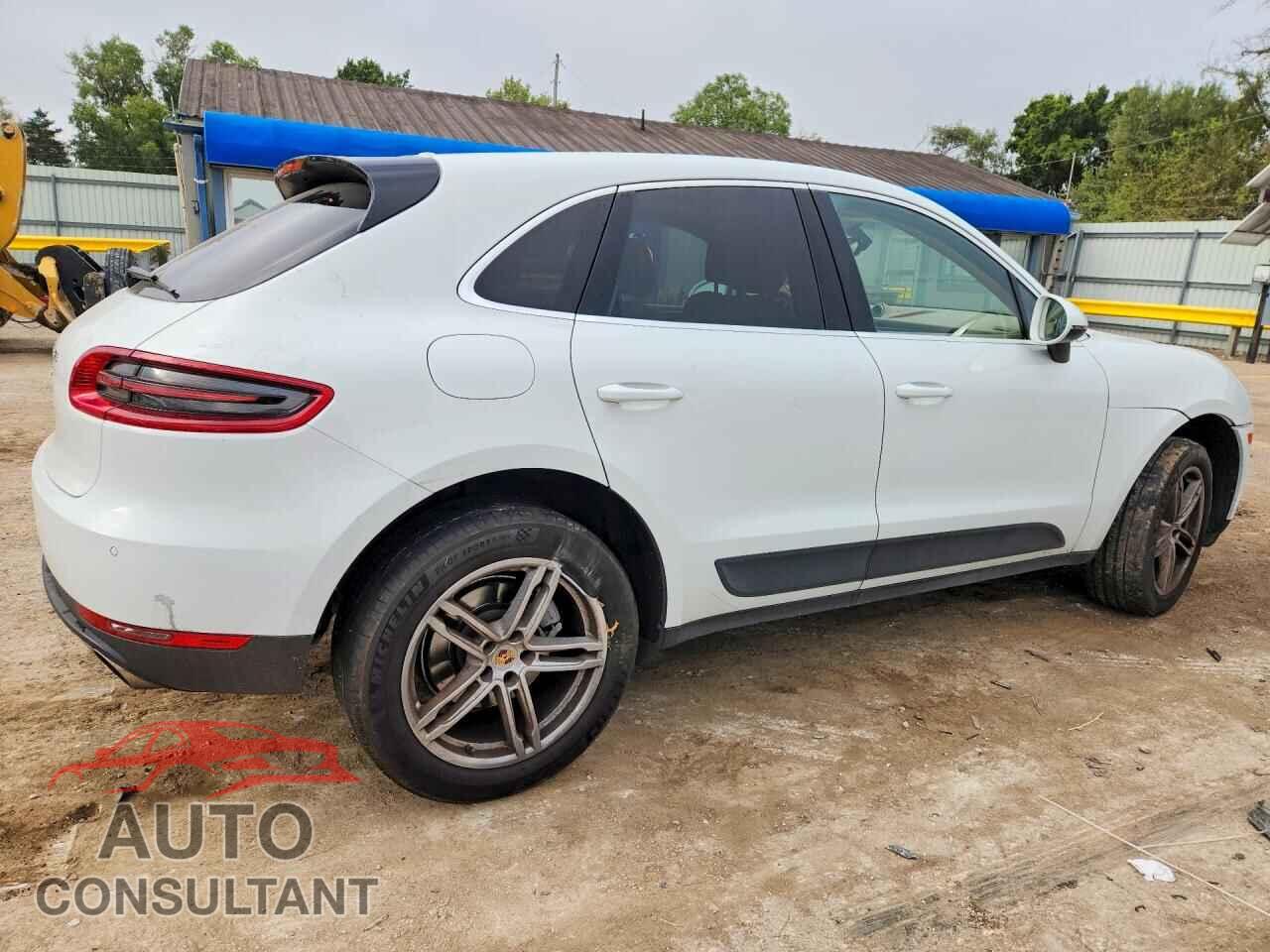 PORSCHE MACAN 2016 - WP1AB2A52GLB44919