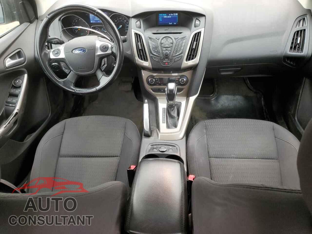 FORD FOCUS 2012 - 1FAHP3H21CL401538