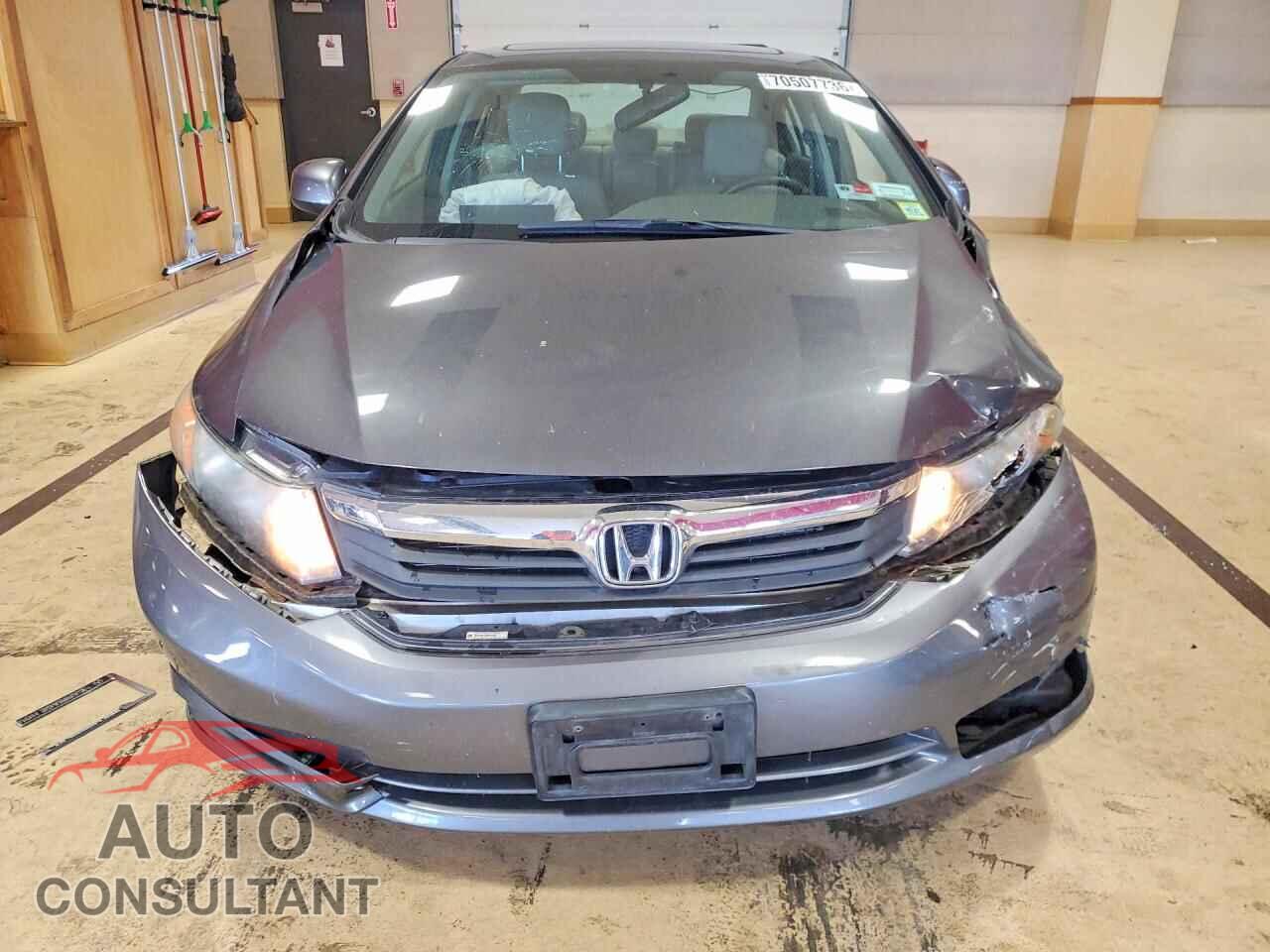 HONDA CIVIC 2012 - 2HGFB2F81CH554825