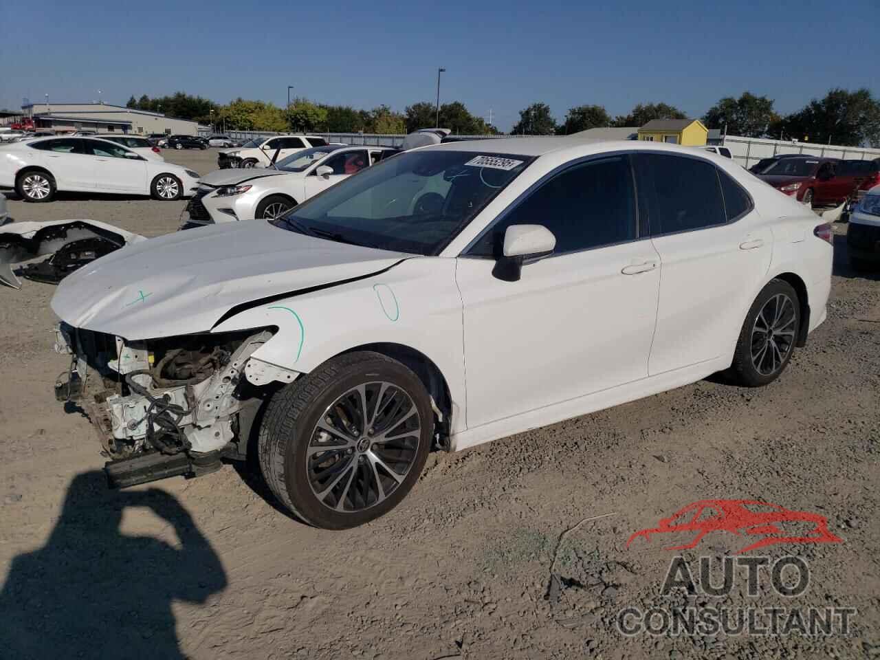 TOYOTA CAMRY 2020 - 4T1G11AK2LU508948