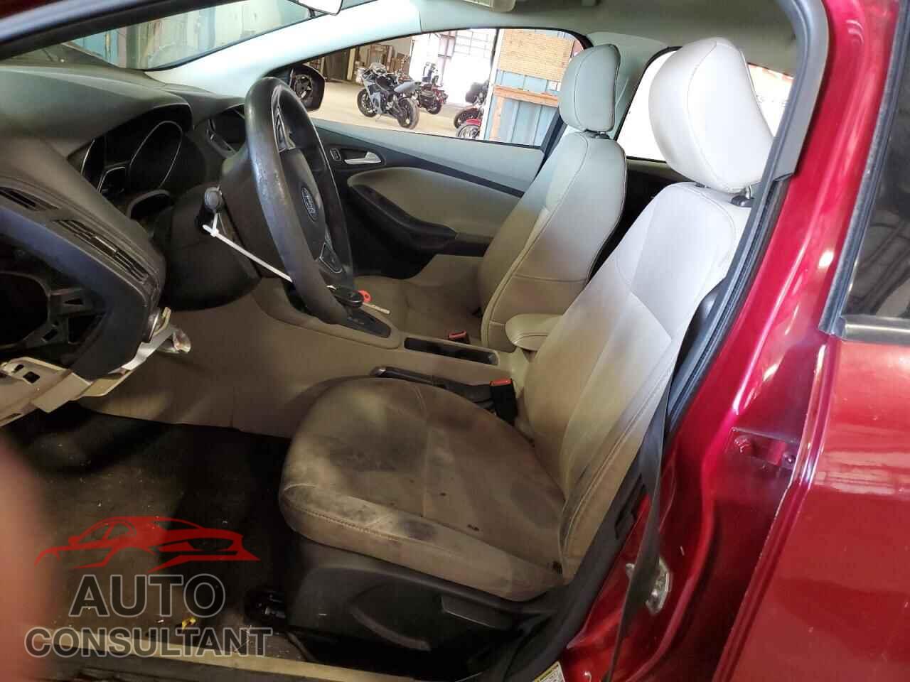 FORD FOCUS 2016 - 1FADP3F21GL376566