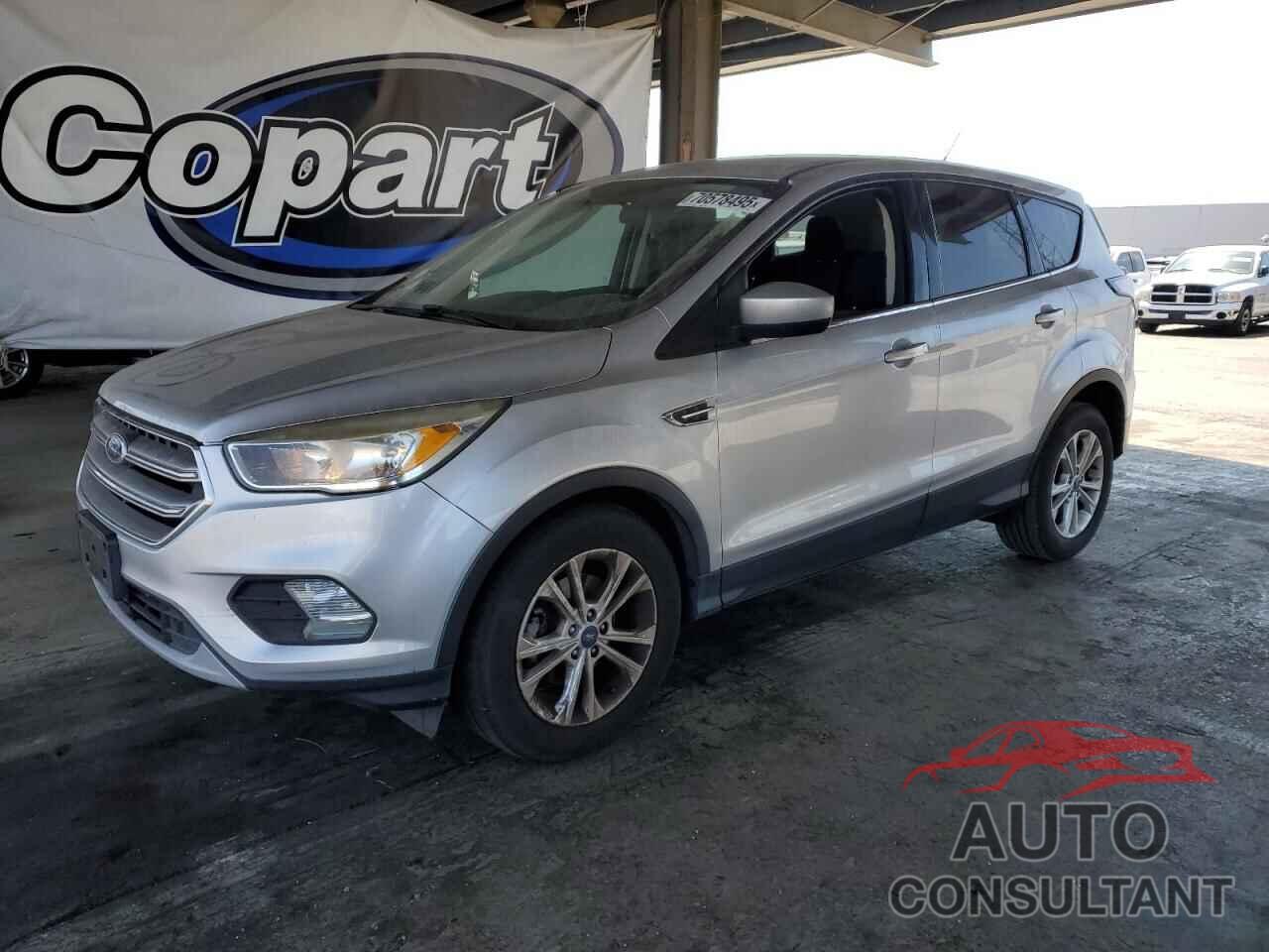 FORD ESCAPE 2017 - 1FMCU0GD5HUA54663