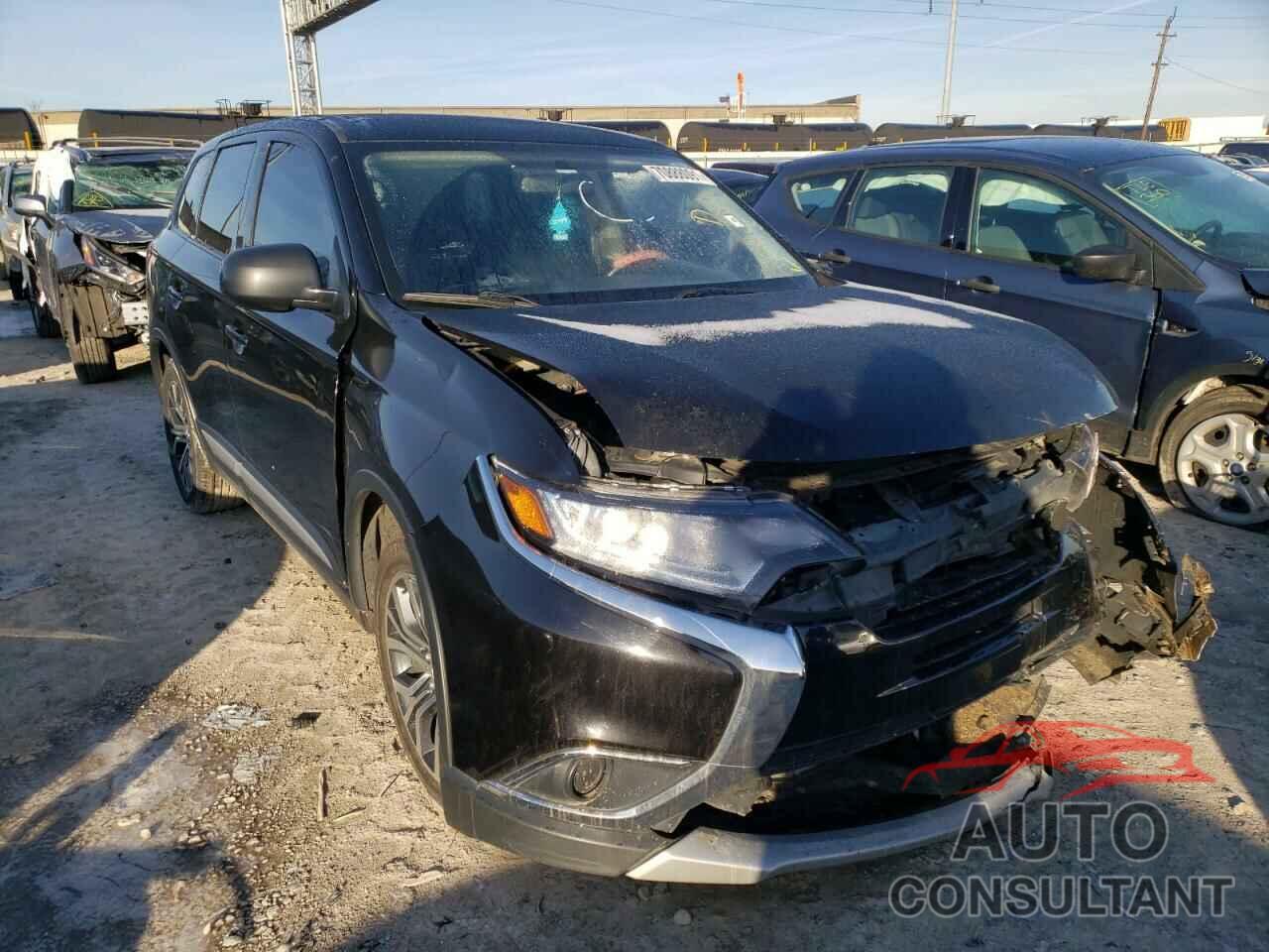 MITSUBISHI OUTLANDER 2018 - JA4AD2A37JZ055954