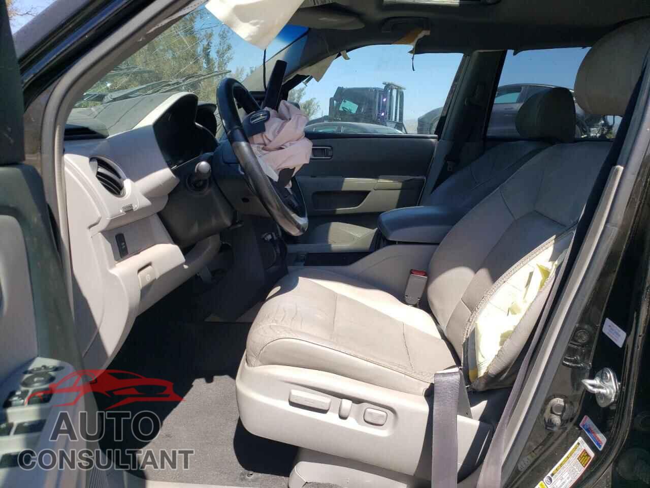 HONDA PILOT 2009 - 5FNYF38509B015955