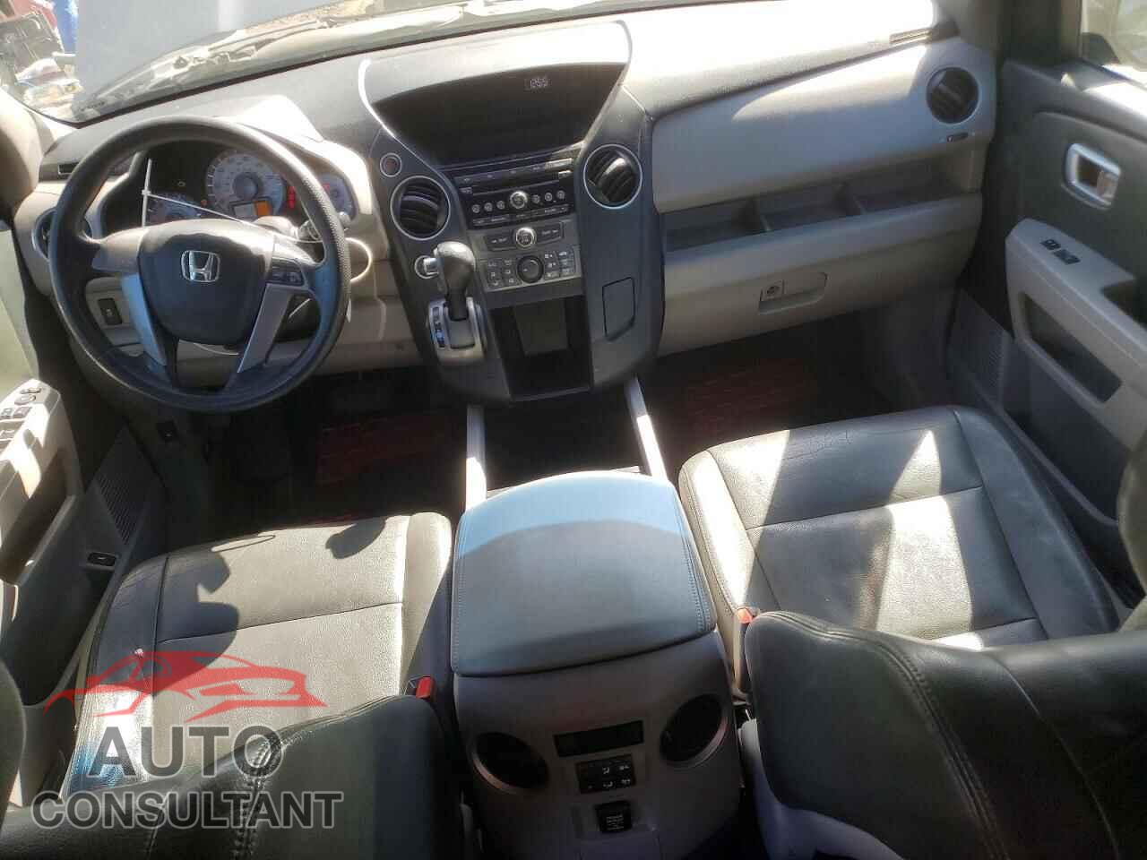HONDA PILOT 2012 - 5FNYF4H21CB021864
