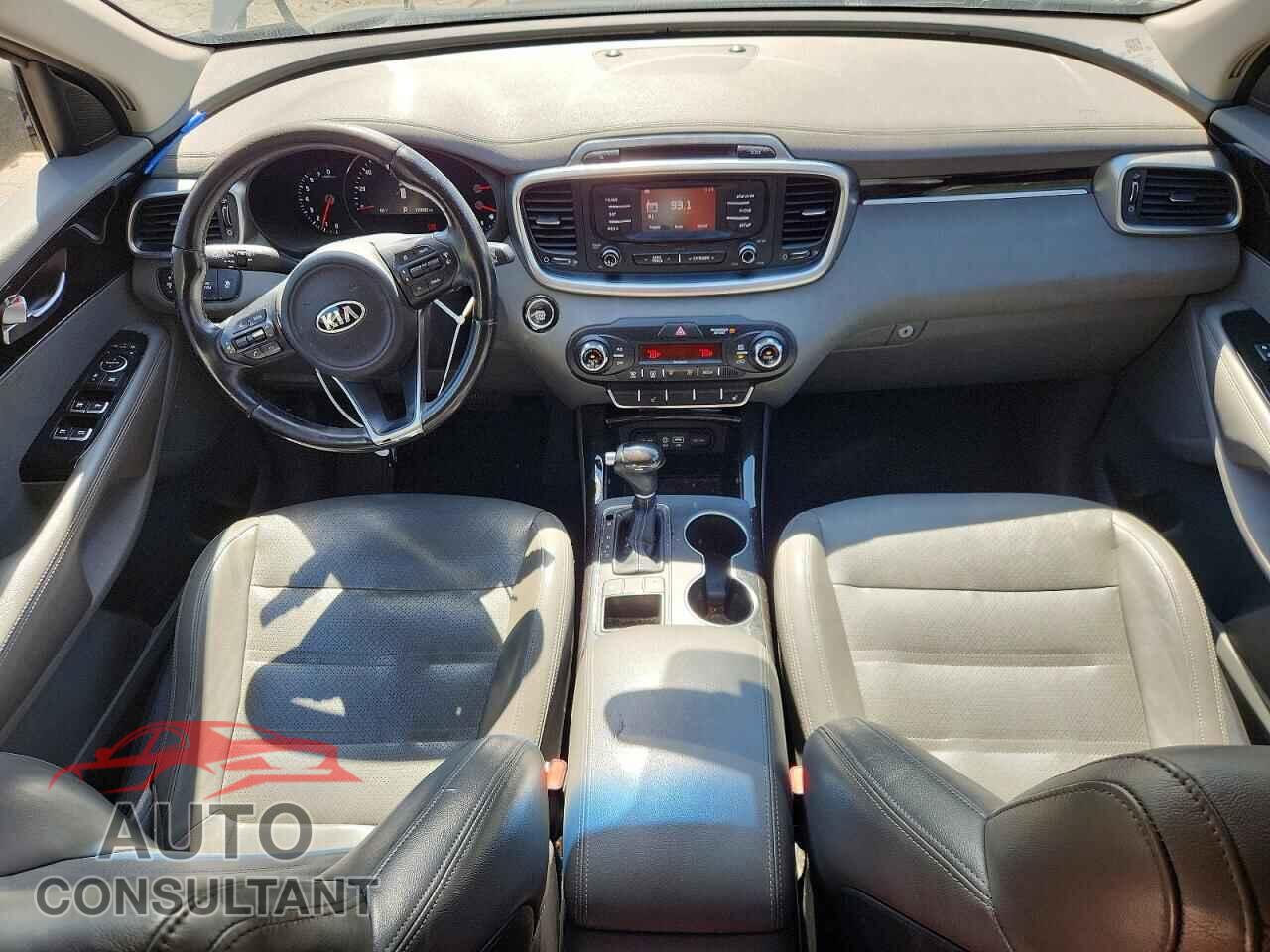 KIA SORENTO 2016 - 5XYPH4A59GG005257