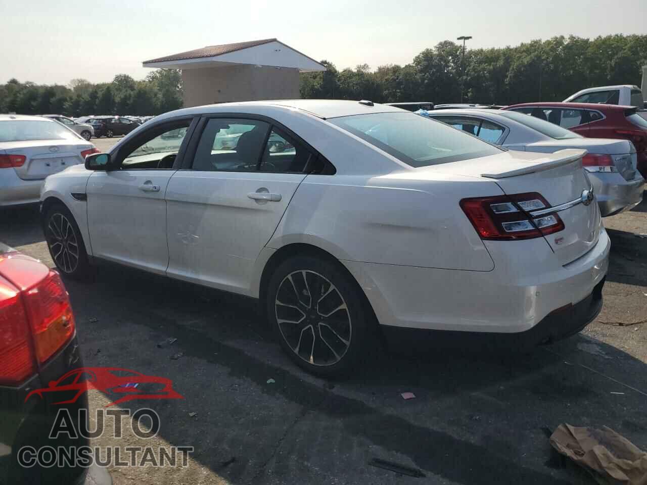 FORD TAURUS 2017 - 1FAHP2KT0HG132928