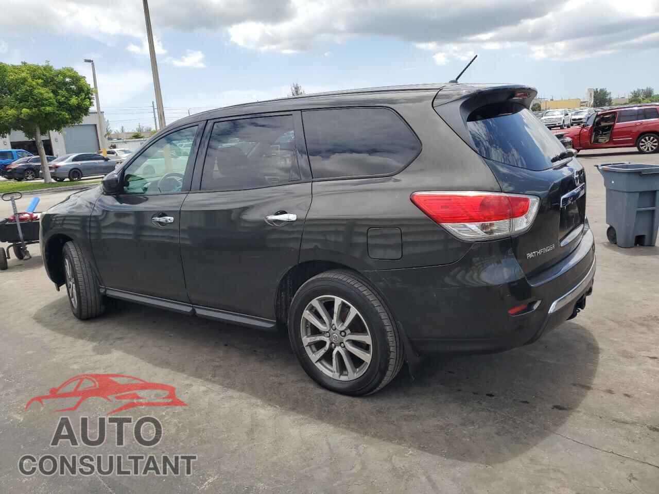 NISSAN PATHFINDER 2015 - 5N1AR2MMXFC626032