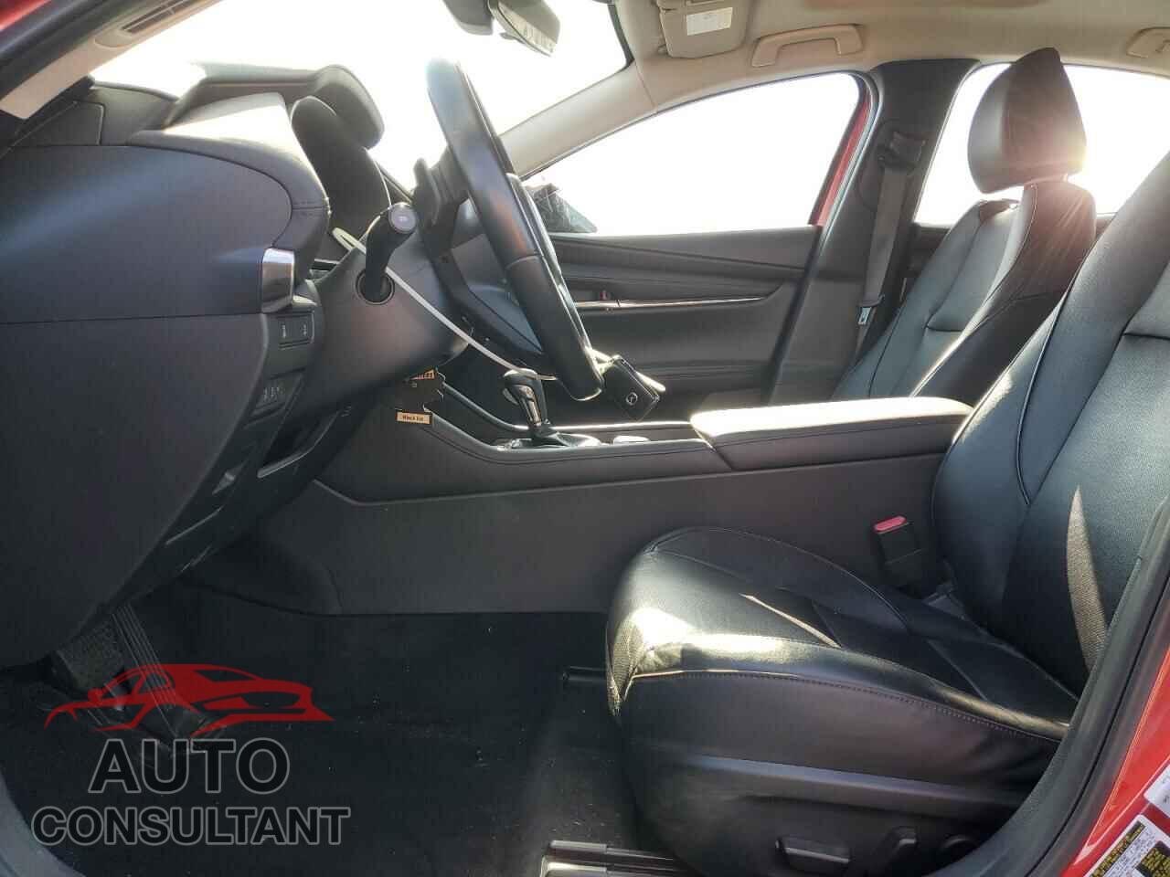 MAZDA 3 2021 - JM1BPADLXM1306492