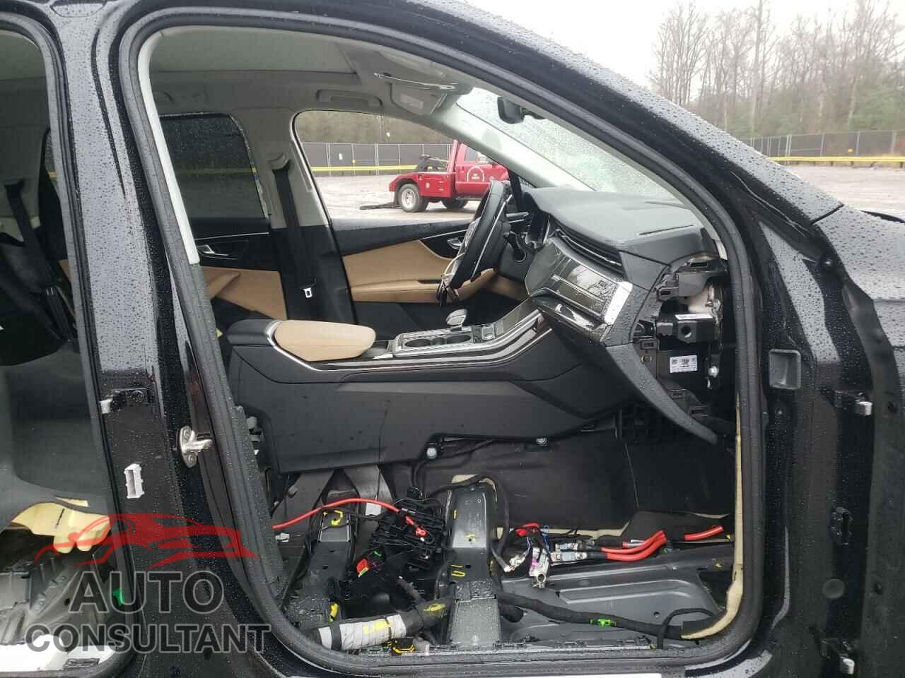 AUDI Q7 2021 - WA1LXAF73MD040889