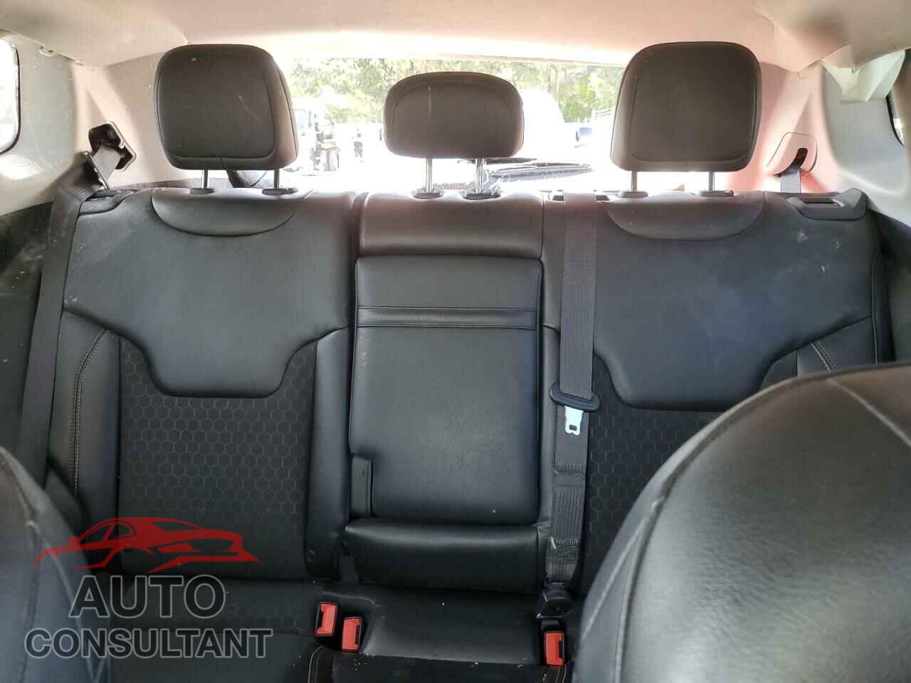 JEEP COMPASS 2018 - 3C4NJDBB3JT239376