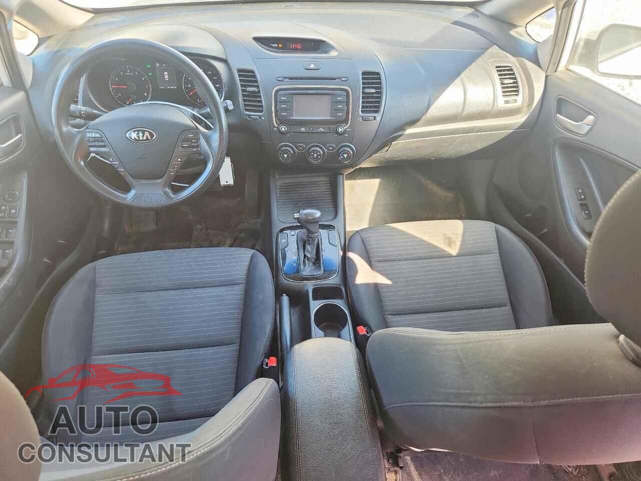 KIA FORTE 2017 - 3KPFL4A78HE017443