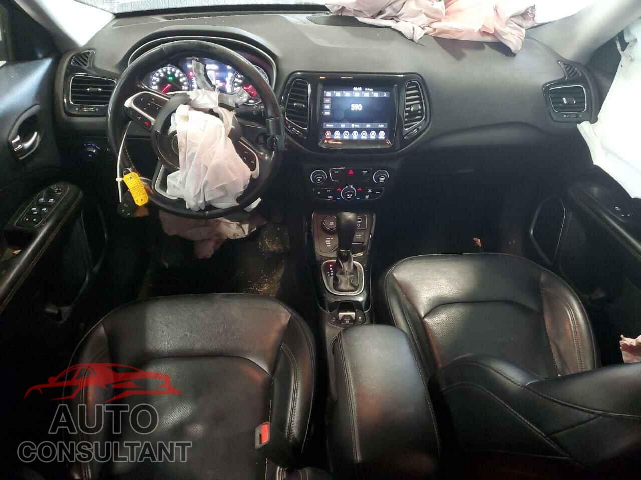 JEEP COMPASS 2019 - 3C4NJDCB3KT843039