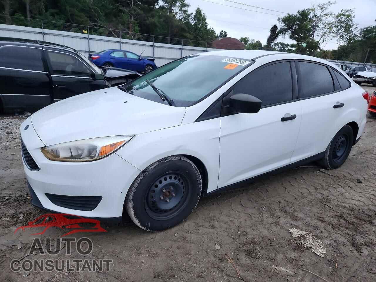 FORD FOCUS 2017 - 1FADP3E25HL257700