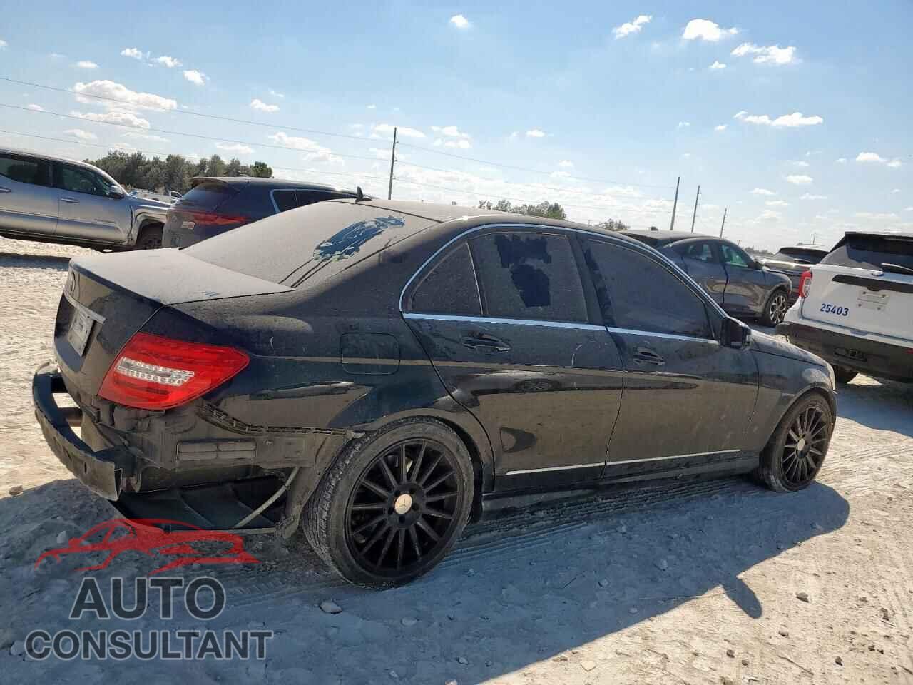 MERCEDES-BENZ C-CLASS 2013 - WDDGF4HB4DA862010