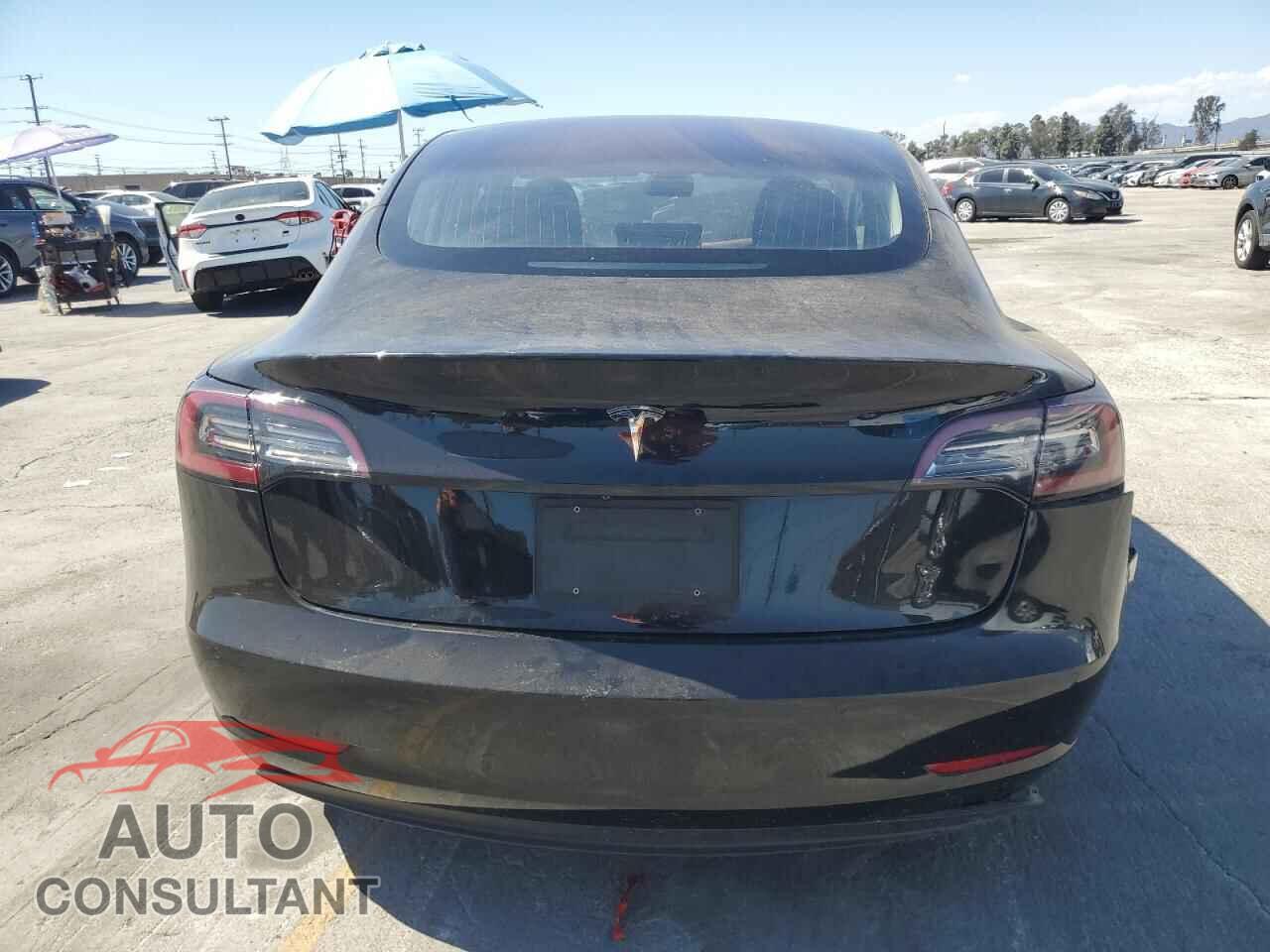 TESLA MODEL 3 2018 - 5YJ3E1EA7JF172700