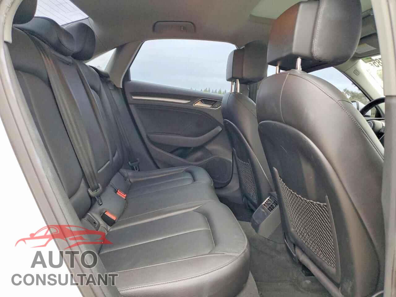 AUDI A3 2017 - WAUB8GFF0H1009192