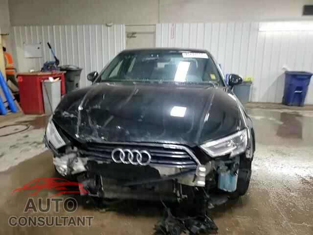 AUDI A3 2018 - WAUB8GFF0J1016102