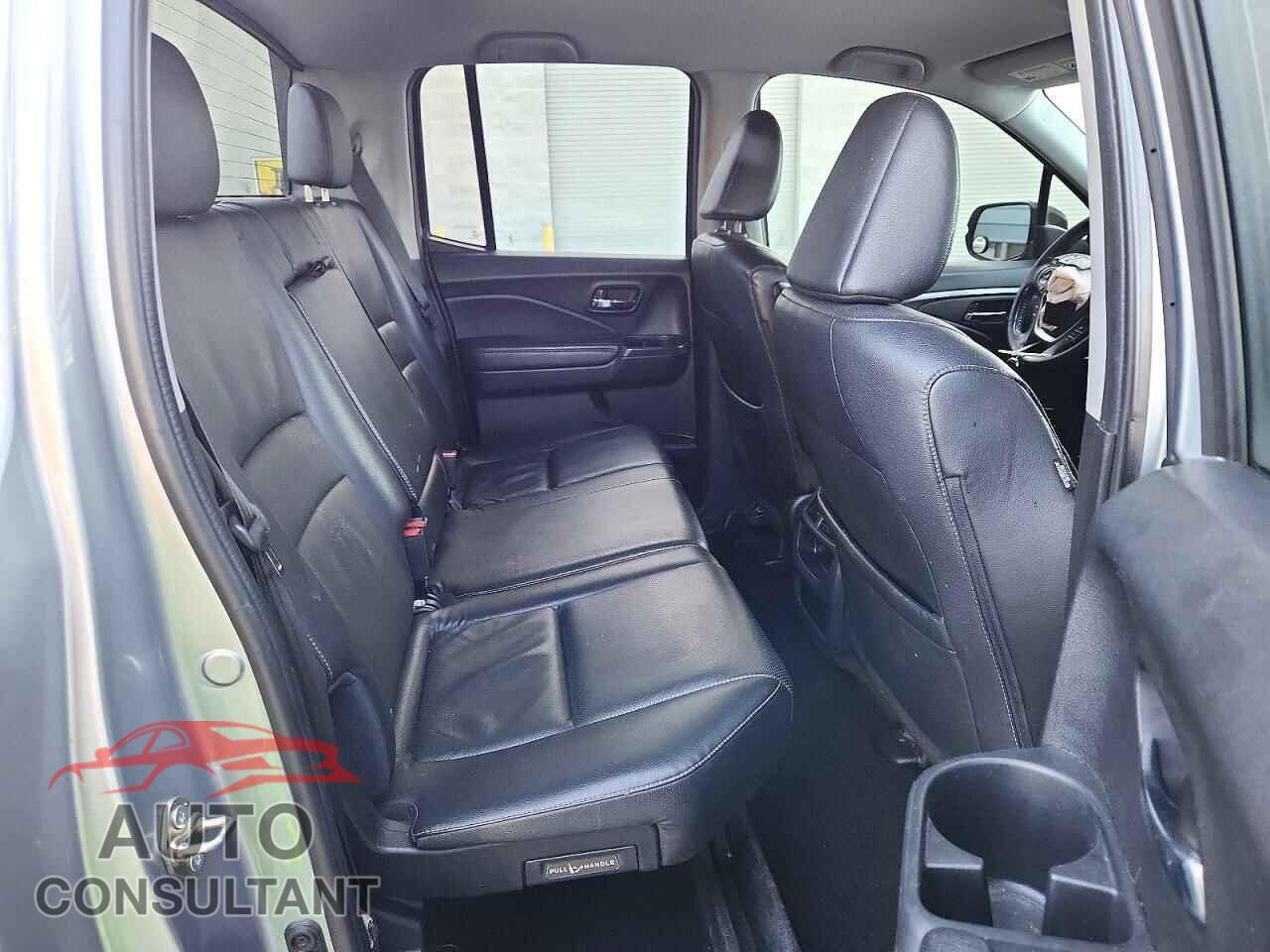 HONDA RIDGELINE 2017 - 5FPYK2F6XHB008020