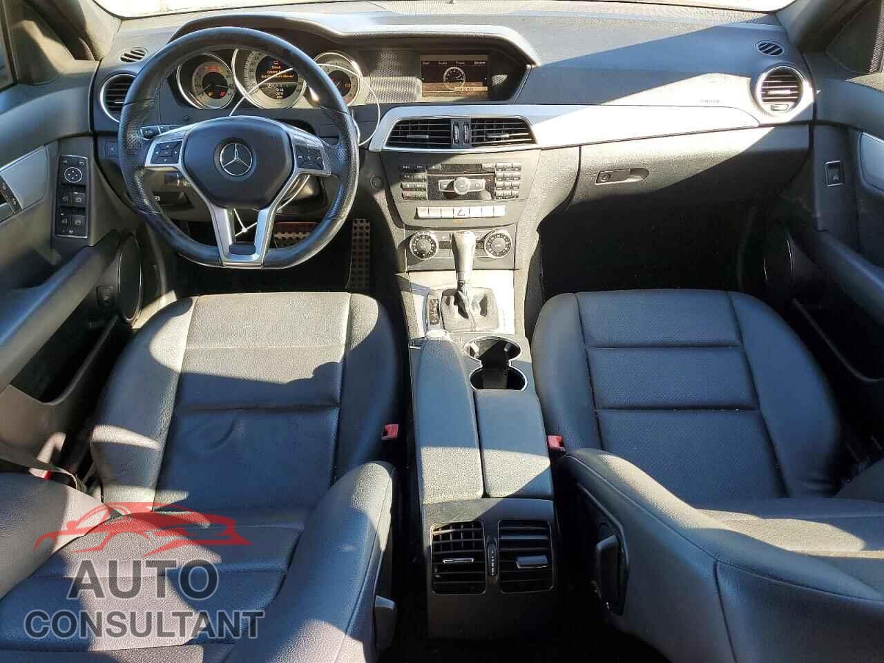 MERCEDES-BENZ C-CLASS 2013 - WDDGF8AB7DR274380