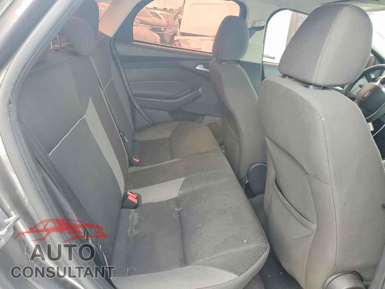 FORD FOCUS 2013 - 1FADP3F22DL252995