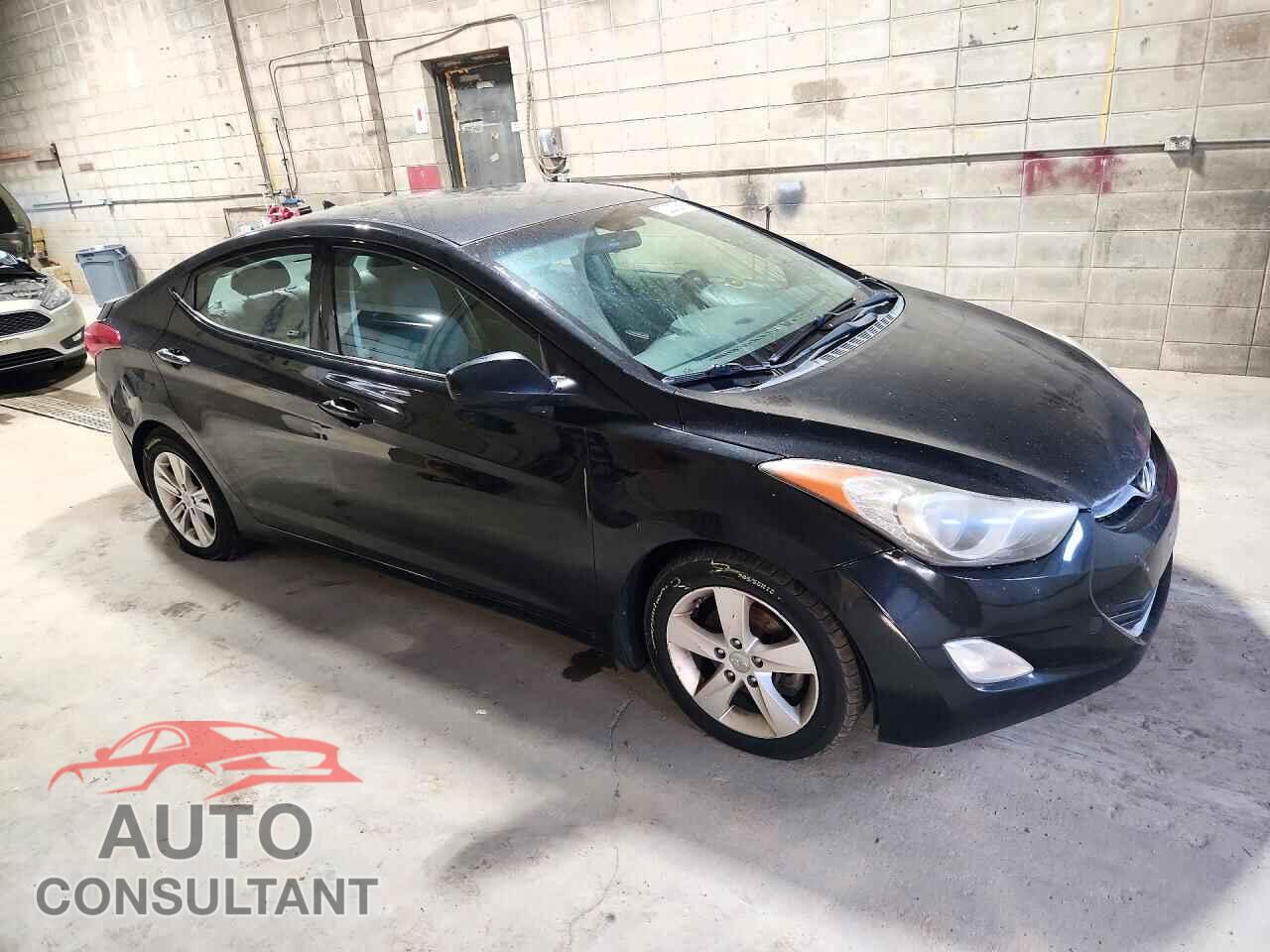 HYUNDAI ELANTRA 2013 - 5NPDH4AE3DH322555