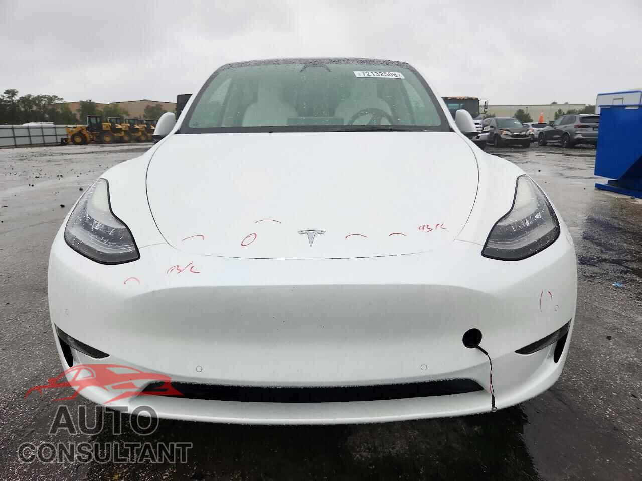 TESLA MODEL Y 2021 - 5YJYGDEE4MF186983
