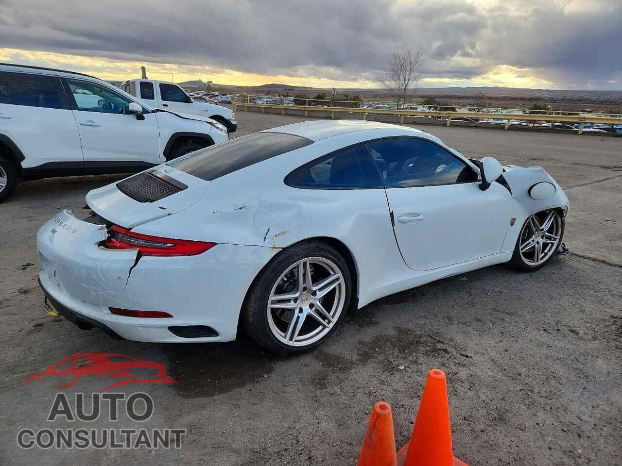 PORSCHE 911 2017 - WP0AA2A90HS107124